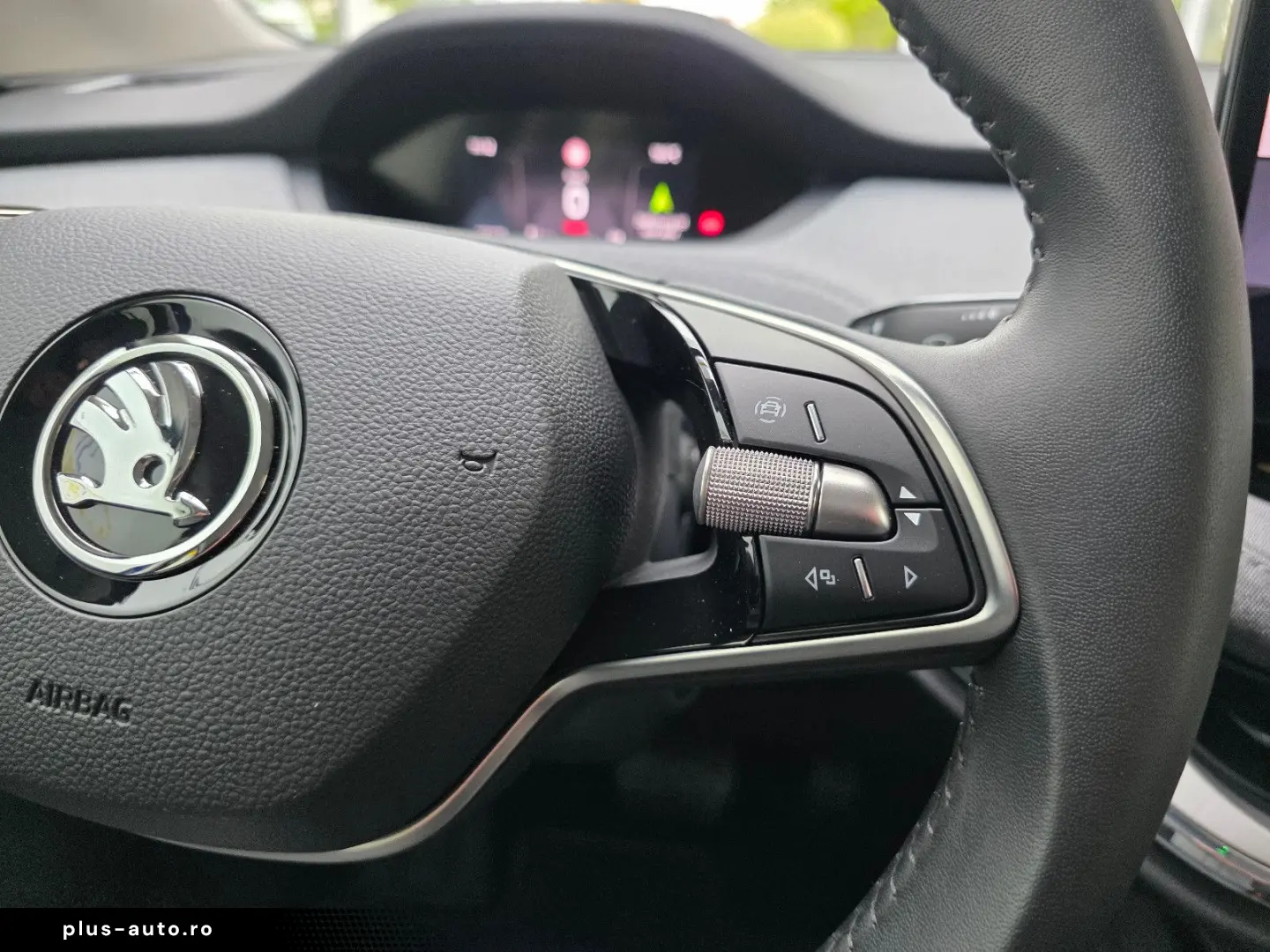 SKODA Enyaq 60 Loft Wärmepumpe Rückfahrkamera LED