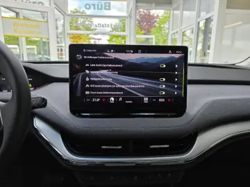 SKODA Enyaq 60 Loft Wärmepumpe Rückfahrkamera LED