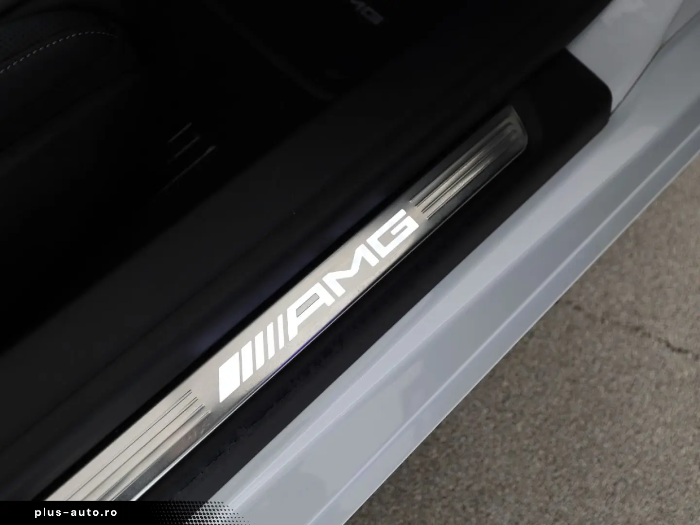 MERCEDES-BENZ SL 63 AMG 4M  AMG Night Massage HA-Lenkung HUD