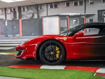 FERRARI 488 Pista   ORIGINALTY IN ITS PUREST FORM