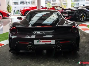 FERRARI 488 Pista   ORIGINALTY IN ITS PUREST FORM