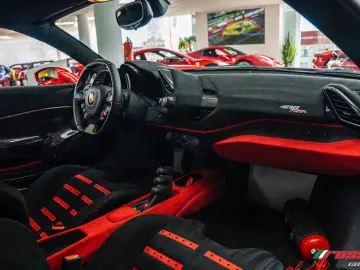 FERRARI 488 Pista   ORIGINALTY IN ITS PUREST FORM