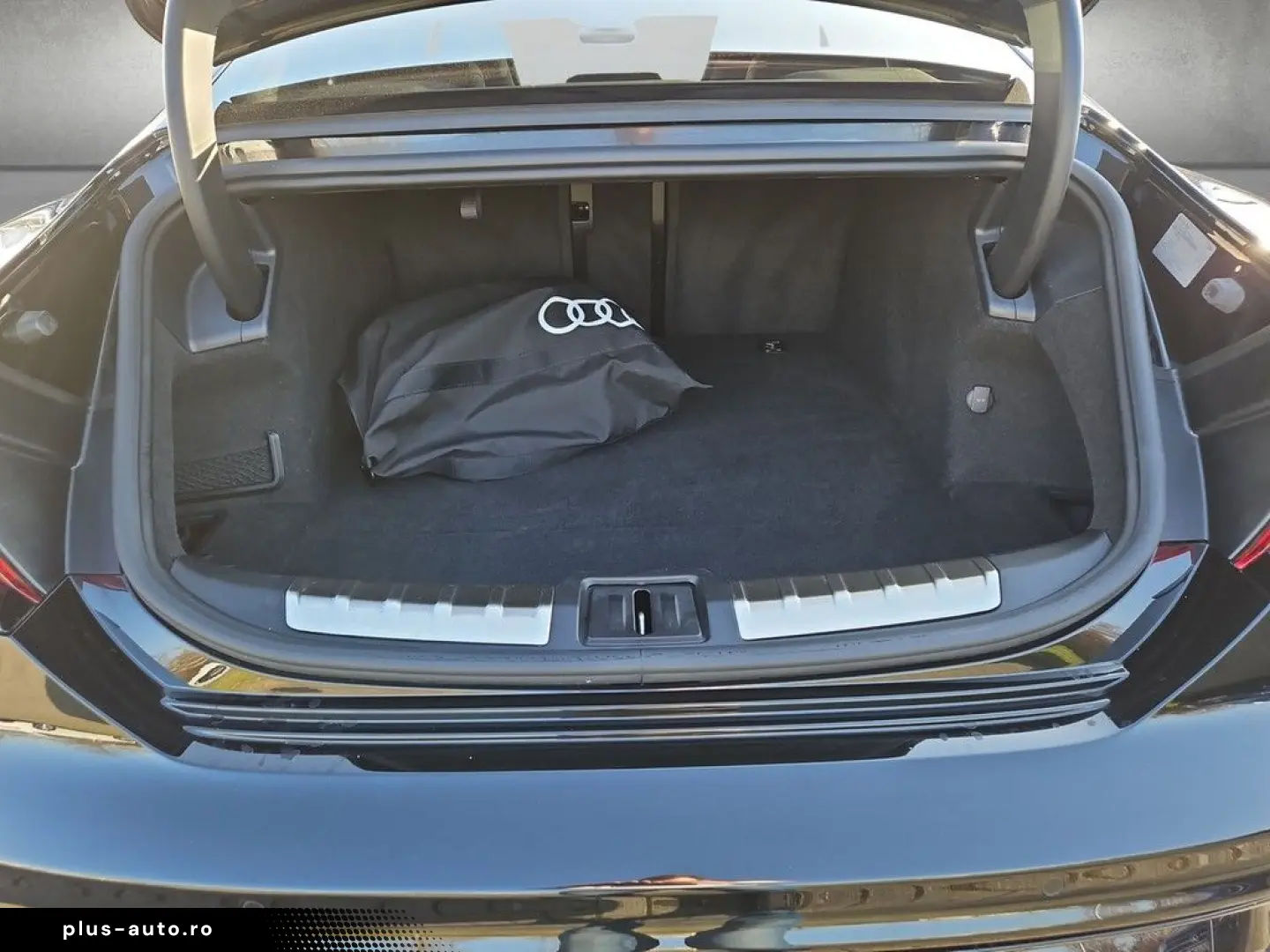 AUDI RS e-tron GT quattro  SOH 94% Matrix Pano HuD