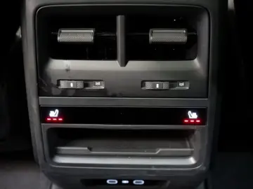 PORSCHE Macan Electric 4 PANO SPORT CHRONO PAKET