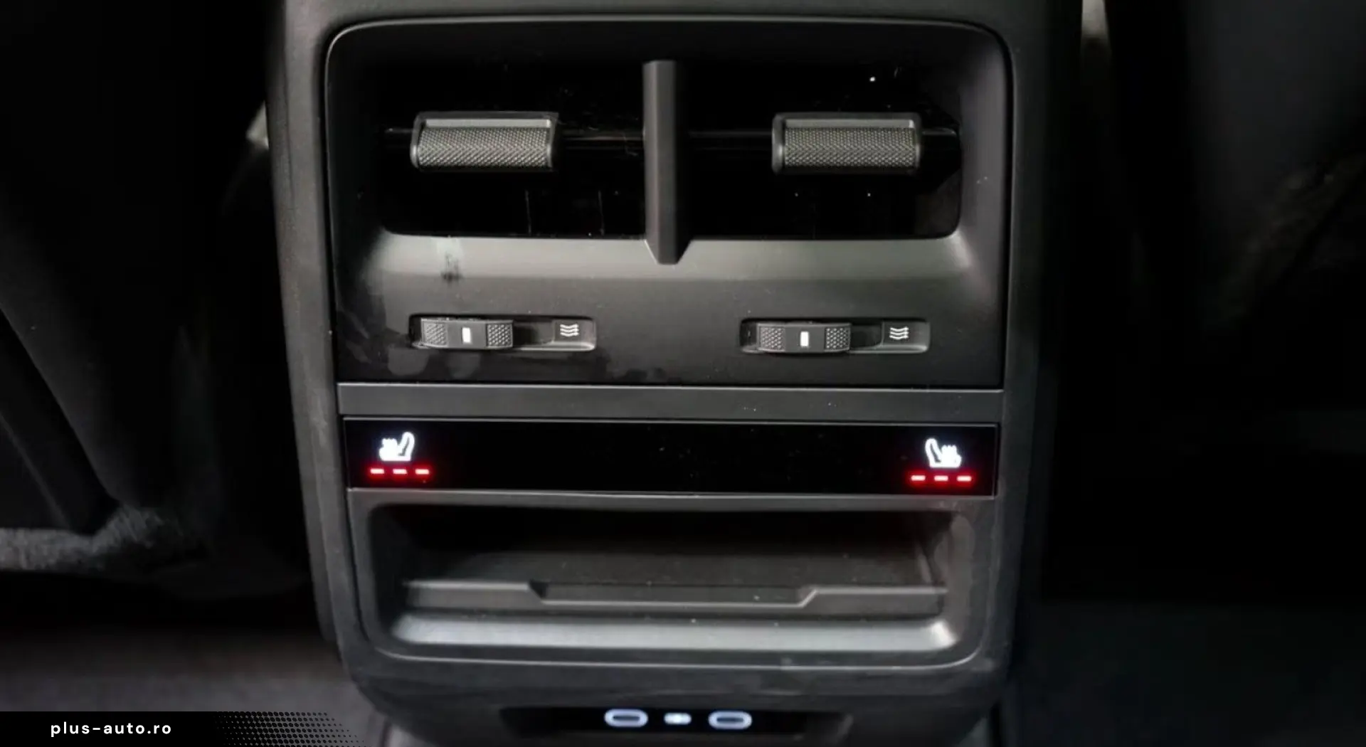 PORSCHE Macan Electric 4 PANO SPORT CHRONO PAKET