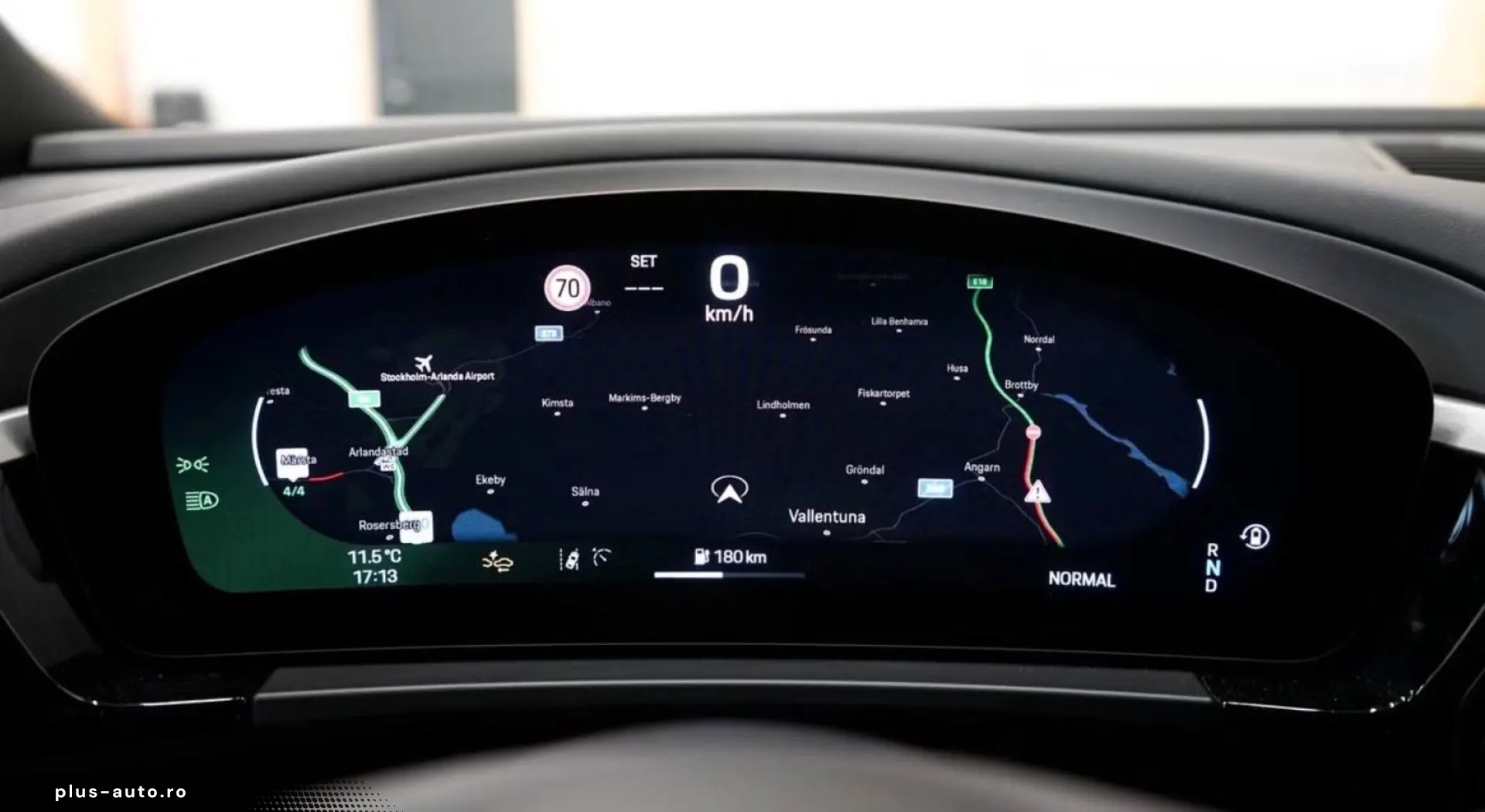 PORSCHE Macan Electric 4 PANO SPORT CHRONO PAKET