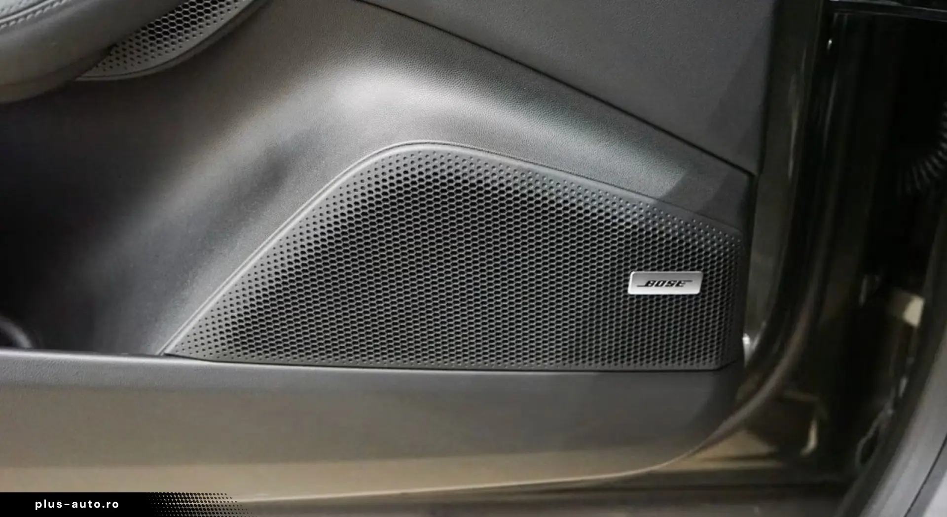 PORSCHE Macan Electric 4 PANO SPORT CHRONO PAKET