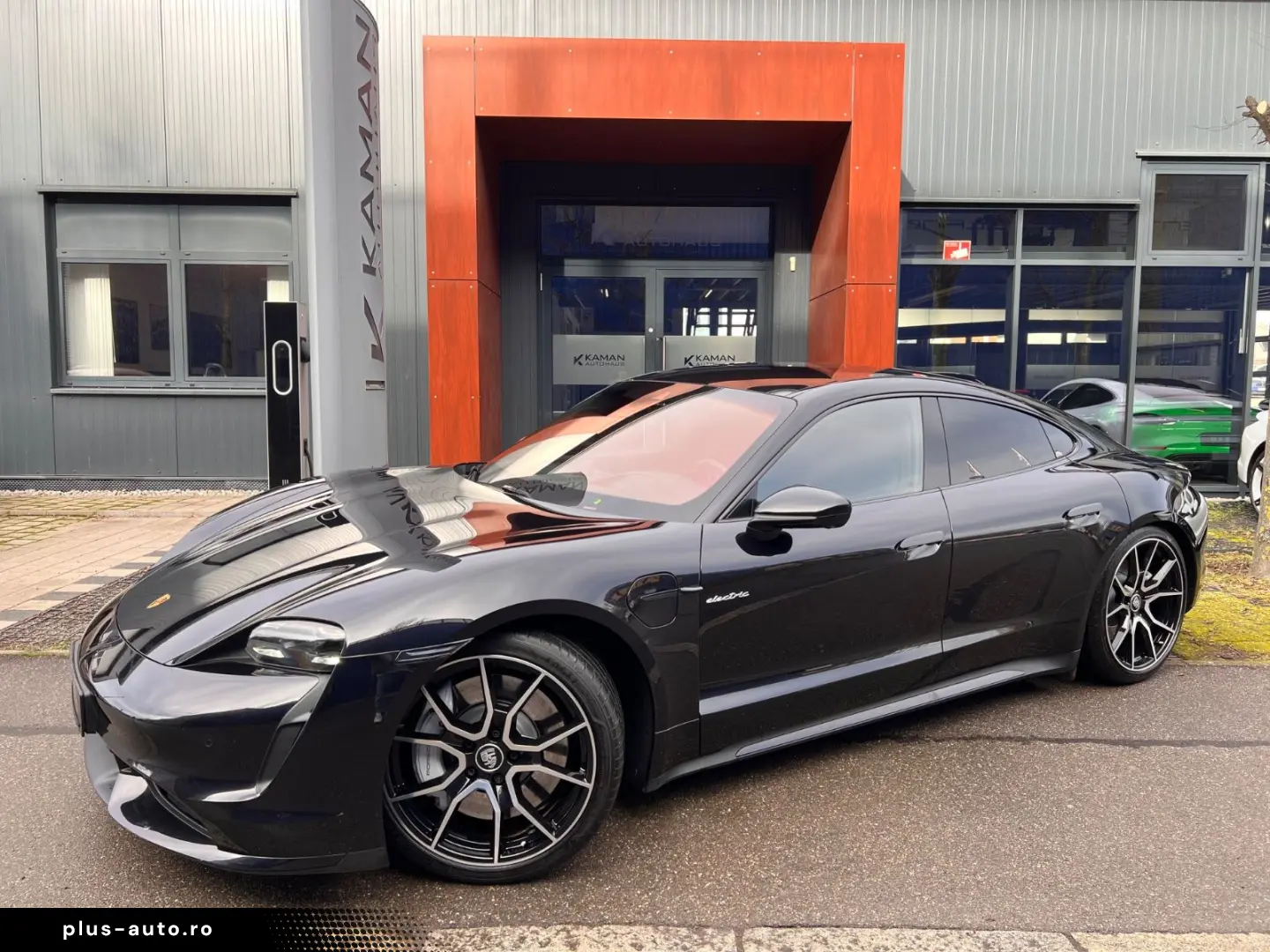 PORSCHE Taycan Turbo · Burmester · Hinterachs · Inno ·