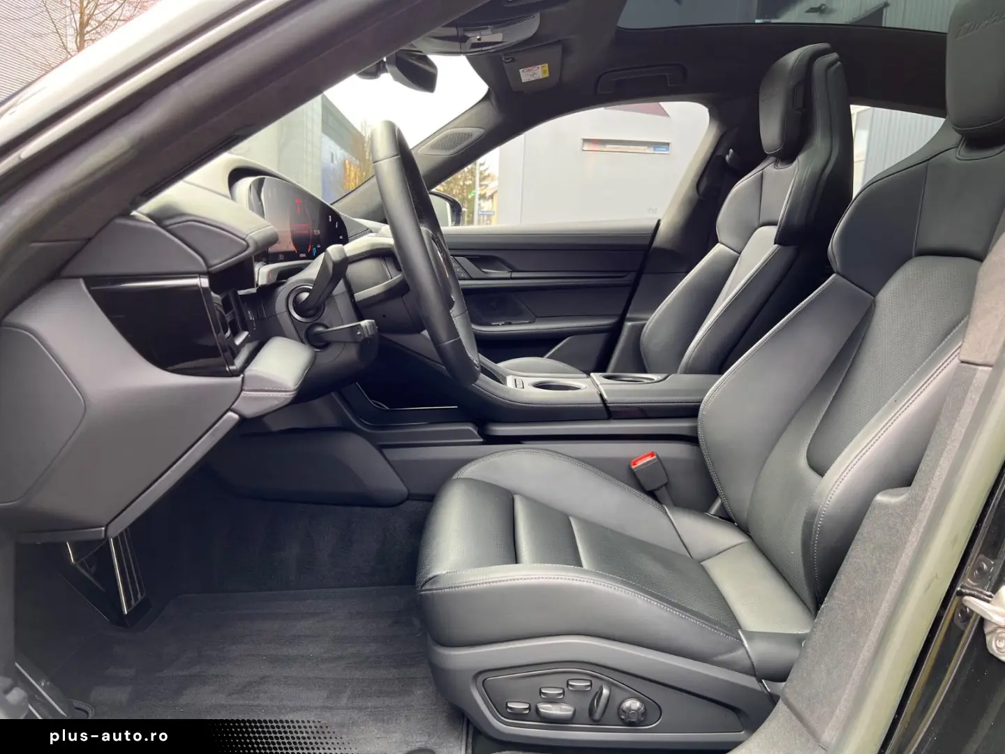 PORSCHE Taycan Turbo · Burmester · Hinterachs · Inno ·
