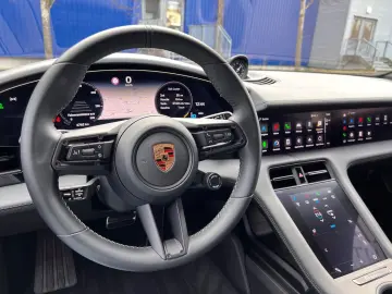 PORSCHE Taycan Turbo · Burmester · Hinterachs · Inno ·