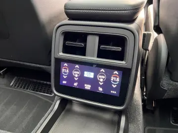 PORSCHE Taycan Turbo · Burmester · Hinterachs · Inno ·