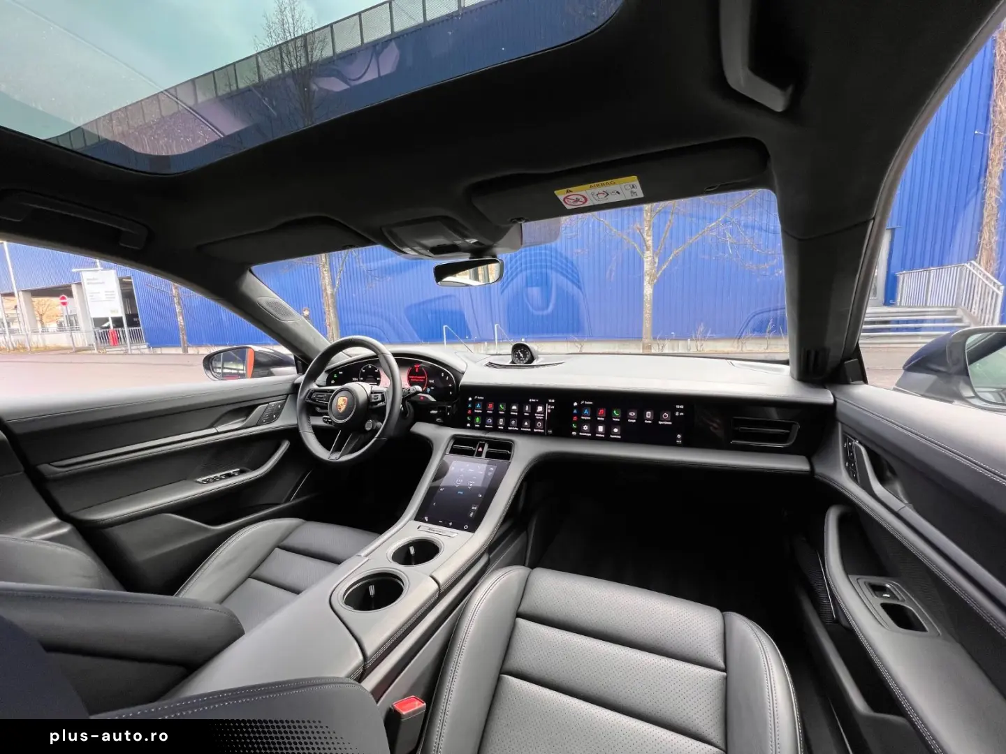 PORSCHE Taycan Turbo · Burmester · Hinterachs · Inno ·