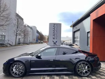 PORSCHE Taycan Turbo · Burmester · Hinterachs · Inno ·