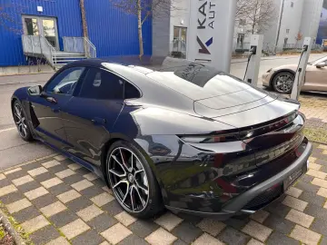 PORSCHE Taycan Turbo · Burmester · Hinterachs · Inno ·