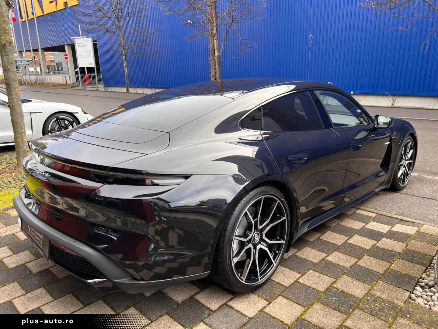 PORSCHE Taycan Turbo · Burmester · Hinterachs · Inno ·