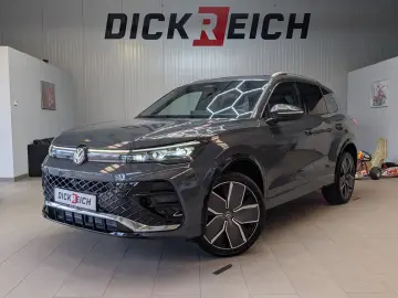 VW Tiguan 2.0TDI R-Line 4M Pano H K AHK Matrix 20