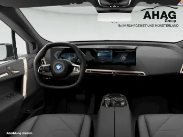 BMW iX xDrive40