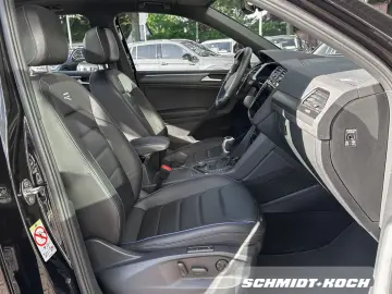 VW Tiguan R 2.0 TSI DSG 4M AHK PANO LEDER H K Navi