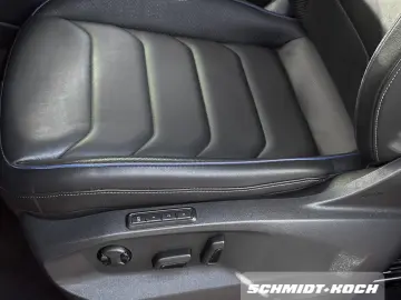 VW Tiguan R 2.0 TSI DSG 4M AHK PANO LEDER H K Navi