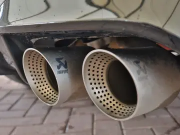 VW GOLF R PERFOMANCE 20 Jahre Edition 2.0TSI  AKRAP