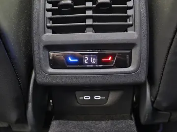 VW GOLF R PERFOMANCE 20 Jahre Edition 2.0TSI  AKRAP