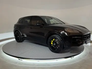 PORSCHE Cayenne S