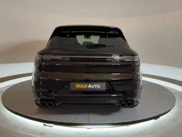 PORSCHE Cayenne S