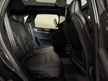 PORSCHE Cayenne S