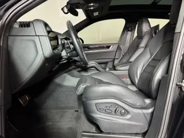 PORSCHE Cayenne S