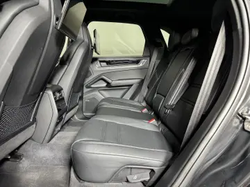PORSCHE Cayenne S