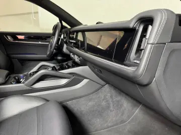 PORSCHE Cayenne S