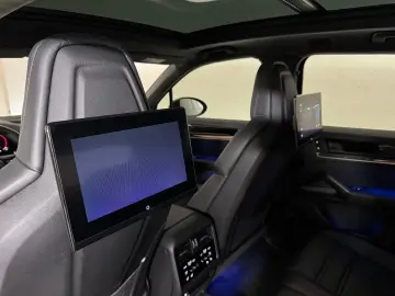 PORSCHE Cayenne S