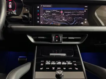 PORSCHE Cayenne S