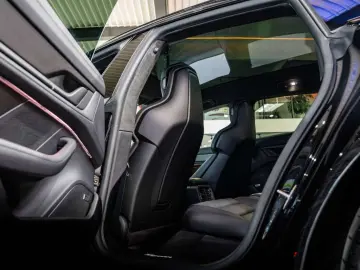 PORSCHE Taycan Turbo S Cross Turismo 93.4 kWh - PCCB - L
