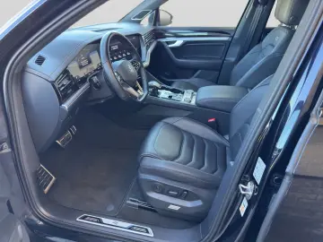 VW Touareg R-Line 4Motion PANA DYNAUDIO KAMERA AIR