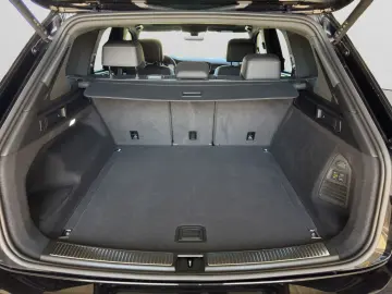VW Touareg R-Line 4Motion PANA DYNAUDIO KAMERA AIR