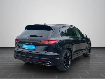 VW Touareg 3.0 V6 TDI R-Line PANO STD-HEIZUNG AHK B