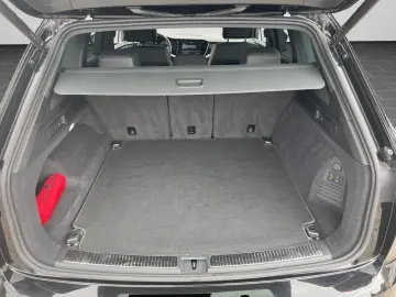 VW Touareg 3.0 V6 TDI R-Line PANO STD-HEIZUNG AHK B
