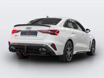 Audi RS3 LIMO  FRÜHLINGS-SPECIAL