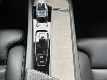 VOLVO XC60 Recharge T6 AWD Geartronic Inscription