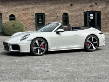 PORSCHE 992 911 Carrera  S Cabriolet SPORTDESIGN-ABGAS 2