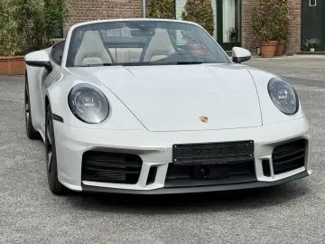 PORSCHE 992 911 Carrera  S Cabriolet SPORTDESIGN-ABGAS 2