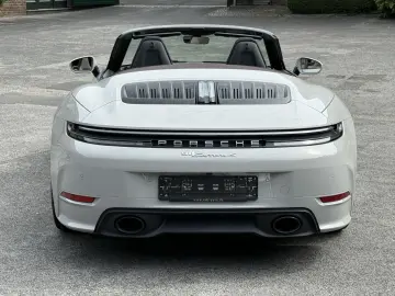 PORSCHE 992 911 Carrera  S Cabriolet SPORTDESIGN-ABGAS 2