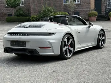 PORSCHE 992 911 Carrera  S Cabriolet SPORTDESIGN-ABGAS 2