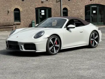 PORSCHE 992 911 Carrera  S Cabriolet SPORTDESIGN-ABGAS 2