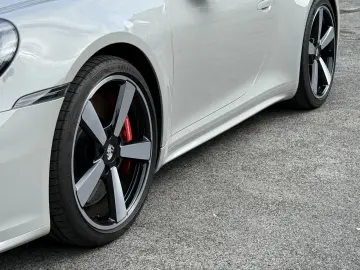 PORSCHE 992 911 Carrera  S Cabriolet SPORTDESIGN-ABGAS 2