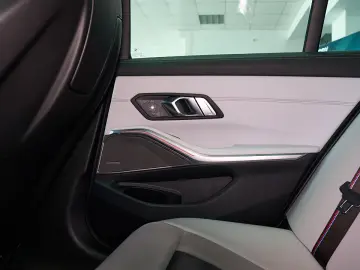 BMW M3 Competition  xDrive  Laser  Harman Kardon