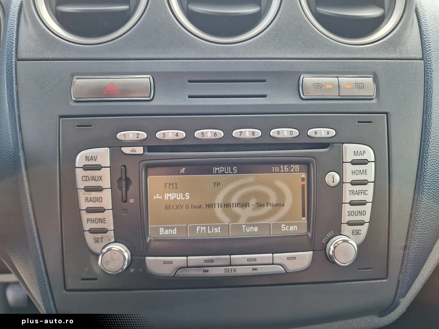 Ford Transit Connect 1.8TDCi - Acum si Rate