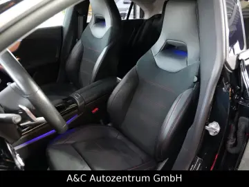 MERCEDES-BENZ CLA 220 4Matic AMG Line