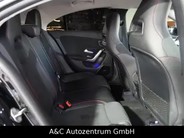 MERCEDES-BENZ CLA 220 4Matic AMG Line